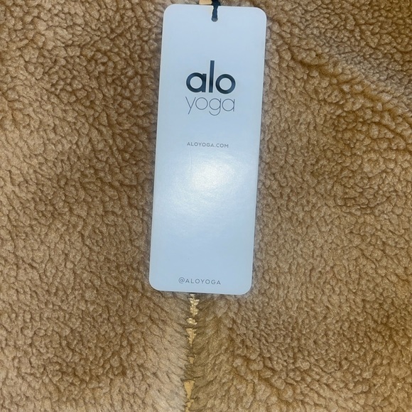 •❌SOLD❌NEW• ALO YOGA Foxy Sherpa Jacket - Picture 7 of 16